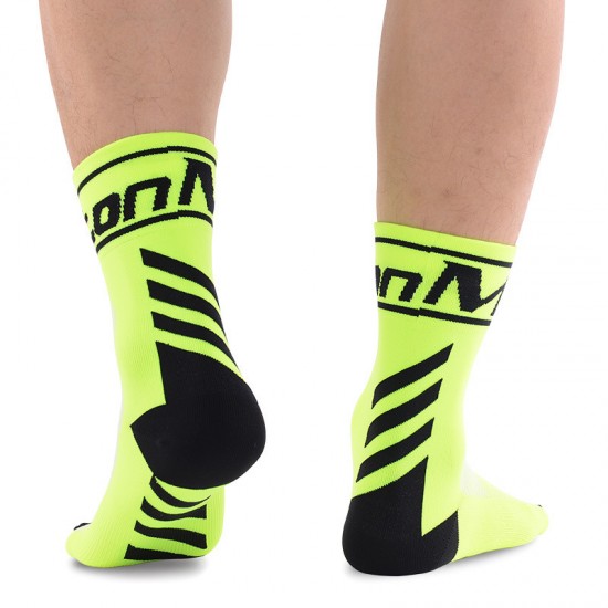New cycling socks, long-calf outdoor sports, durable, deodorant basketball socks, hiking socks. New cycling socks, long-calf outdoor sports, durable, deodorant basketball socks, hiking socks.