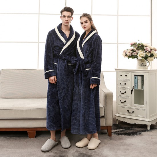 Ins simple, long, pocket-strap flannel robes for women and men for autumn and winter.