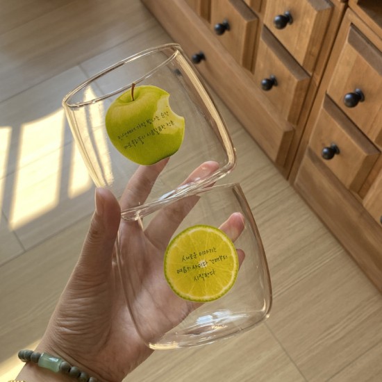Korean INS natural style blueberry fruit glass, high-borosilicate heat-resistant milk cup. Simple, artistic breakfast cup Korean INS natural style blueberry fruit glass, high-borosilicate heat-resistant milk cup. Simple, artistic breakfast cup
