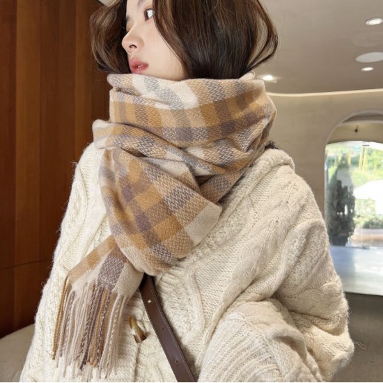 2025 mid-length thickened scarf, Korean-style sweet and warm faux cashmere scarf, plaid shawl for women, luxurious feel.