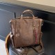 Cross-border retro women's backpack, large-capacity, casual, versatile, commuter schoolbag, street-fashion, high-end travel backpack Cross-border retro women's backpack, large-capacity, casual, versatile, commuter schoolbag, street-fashion, high-end travel backpack