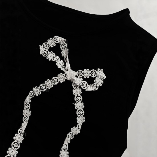 2025 Spring/Summer new women's clothing: fresh, elegant, sweet, and cute, waist-hugging, polka-dot, suspender dress 2025 Spring/Summer new women's clothing: fresh, elegant, sweet, and cute, waist-hugging, polka-dot, suspender dress