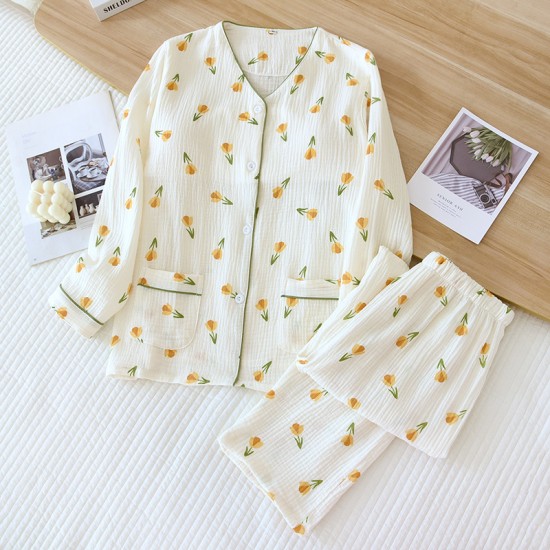 Women's padded pajamas, V-neck pure cotton double-layer gauze long sleeves, thin spring and summer loungewear two-piece set. Women's padded pajamas, V-neck pure cotton double-layer gauze long sleeves, thin spring and summer loungewear two-piece set.