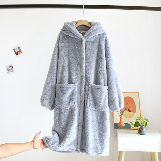 Women's nightgown, pure cotton, washed cotton yarn, short-sleeved V-neck, thin summer pullover, soft and comfortable mid-length loungewear. Women's nightgown, pure cotton, washed cotton yarn, short-sleeved V-neck, thin summer pullover, soft and comfortable mid-length loungewear.