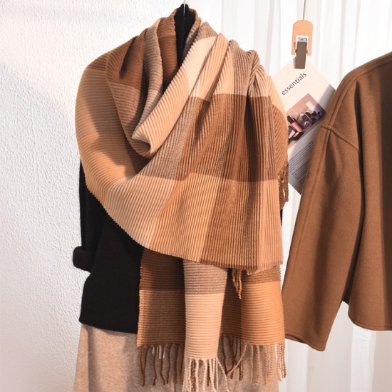 2025 new winter women's scarf, faux cashmere knitted colorblock shawl, trendy Korean-style, thickened, warm, versatile long neckerchief. 2025 new winter women's scarf, faux cashmere knitted colorblock shawl, trendy Korean-style, thickened, warm, versatile long neckerchief.