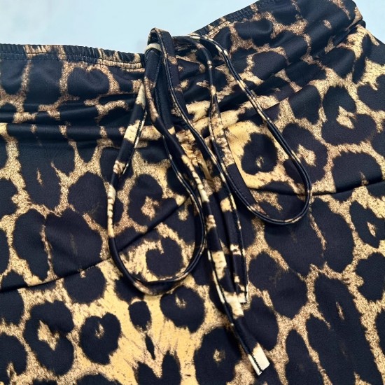2025 summer women's V-neck textured ribbon blouse 2025 summer women's V-neck textured ribbon blouse