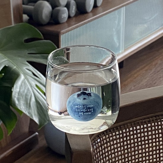 Korean INS natural style blueberry fruit glass, high-borosilicate heat-resistant milk cup. Simple, artistic breakfast cup Korean INS natural style blueberry fruit glass, high-borosilicate heat-resistant milk cup. Simple, artistic breakfast cup