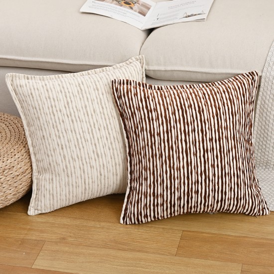 Cross-border Nordic pastoral Dutch velvet handmade flower wreath pillows for sofa and living room home decoration. Cross-border Nordic pastoral Dutch velvet handmade flower wreath pillows for sofa and living room home decoration.