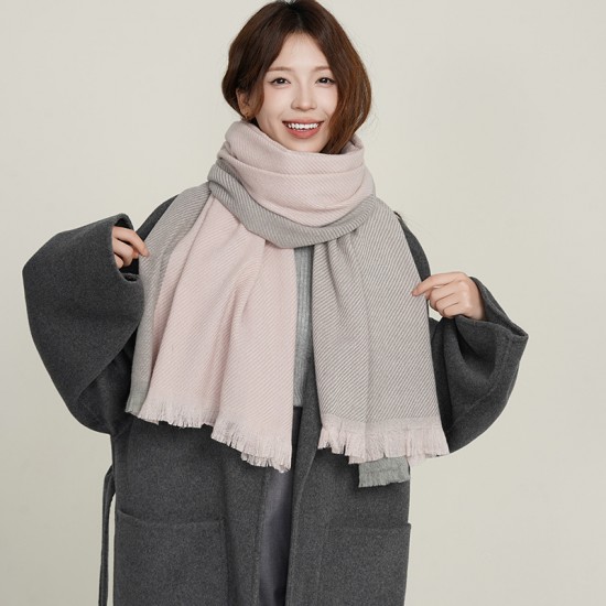 New autumn and winter double-sided colorblock faux cashmere scarf, short neckerchief for women, versatile and luxurious warm shawl wholesale New autumn and winter double-sided colorblock faux cashmere scarf, short neckerchief for women, versatile and luxurious warm shawl wholesale