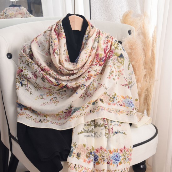 Thin, niche imitation cotton and linen, pastoral-style printed silk scarf, Japanese and Korean, fashionable and elegant shawl for women, a sophisticated holiday gift Thin, niche imitation cotton and linen, pastoral-style printed silk scarf, Japanese and Korean, fashionable and elegant shawl for women, a sophisticated holiday gift