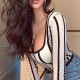 European and American women's summer tops. 2025 new, niche, striped, versatile, slim-fitting, sexy, long-sleeved T-shirt. Wholesale. European and American women's summer tops. 2025 new, niche, striped, versatile, slim-fitting, sexy, long-sleeved T-shirt. Wholesale.