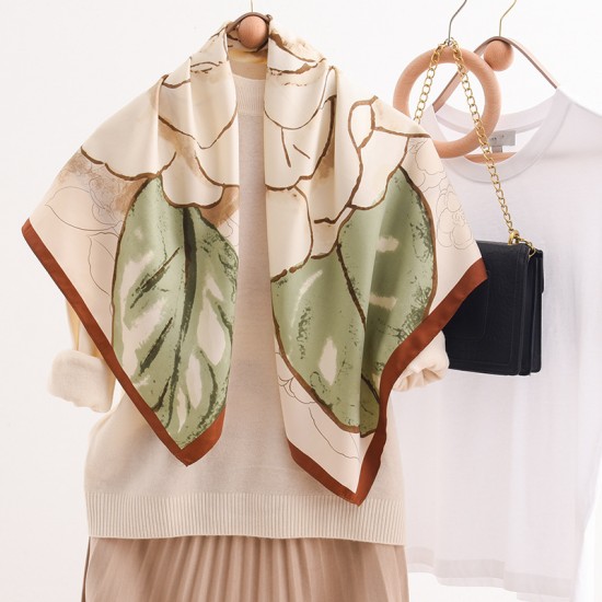 Spring/Summer new printed silk scarf, camellia 90s large square scarf, wholesale women's sunscreen silk scarf, scarf accessories