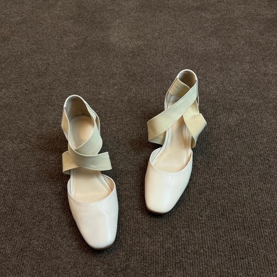 New retro, versatile ballet high heels, women's block heels, cross-strap, hollow, casual closed-toe sandals. New retro, versatile ballet high heels, women's block heels, cross-strap, hollow, casual closed-toe sandals.