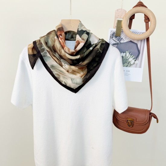 Korean Spring and Autumn New Fashion Personalized Print Square Scarf, Luxury Women's Fashionable and Elegant Thin 68cm Square Scarf Korean Spring and Autumn New Fashion Personalized Print Square Scarf, Luxury Women's Fashionable and Elegant Thin 68cm Square Scarf