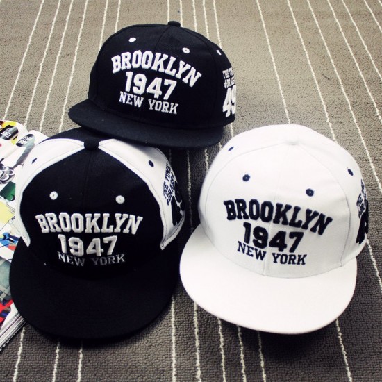 New Instagram women's knitted baseball caps without logos, ponytail hats, men's and women's ski hats New Instagram women's knitted baseball caps without logos, ponytail hats, men's and women's ski hats