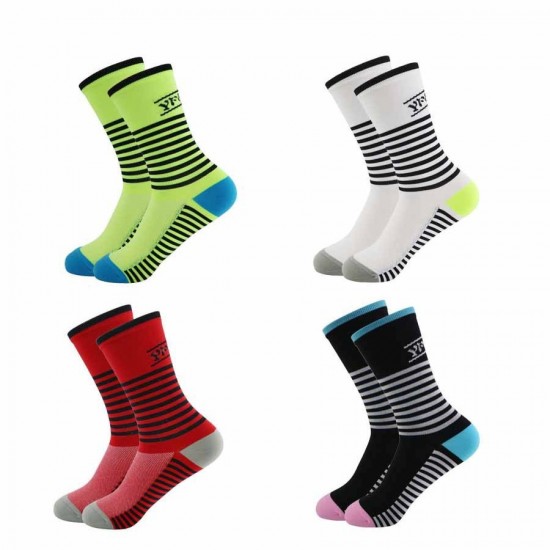New football sports socks, non-slip, thickened, breathable, men's and women's outdoor running and cycling socks. New football sports socks, non-slip, thickened, breathable, men's and women's outdoor running and cycling socks.