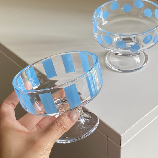 Mini snack plate, soy sauce condiment plate, cute dipping sauce plate, vinegar plate, household ceramic sauce and condiment plate.